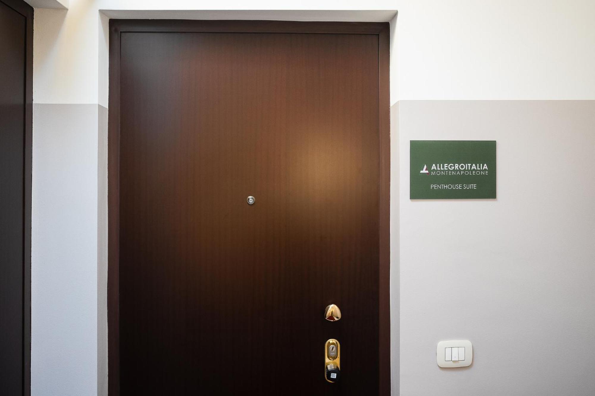 Allegroitalia Penthouse Montenapoleone Mediolan Zewnętrze zdjęcie